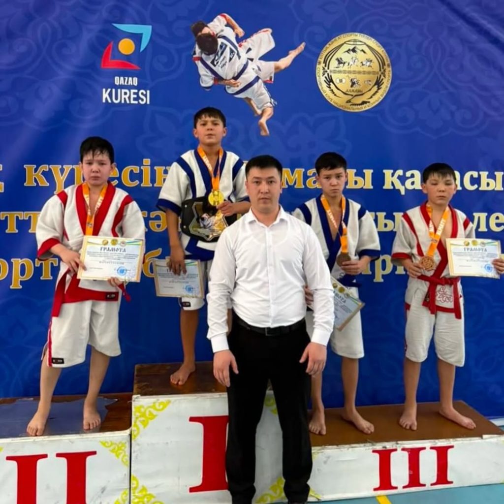 Чемпионат Алматы по казахской борьбе среди юношей