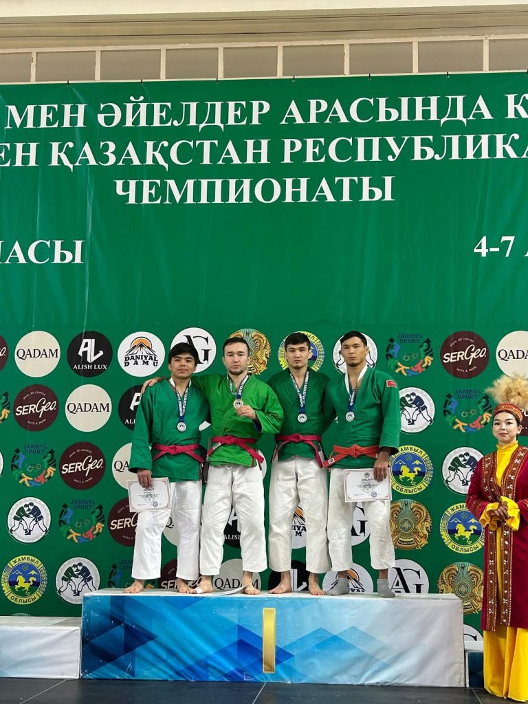 Чемпионат РК по кураш: триумф спортсменов «ҰАСТ»